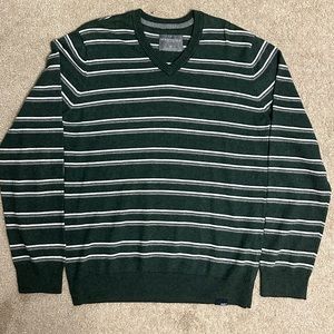 Men’s Aeropostale V-Neck Sweater | Large